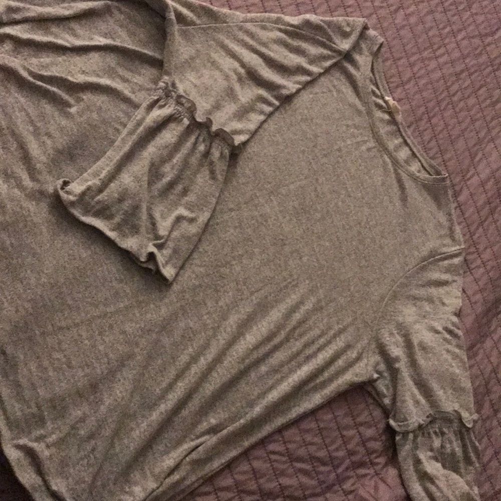 3x Flowy Top